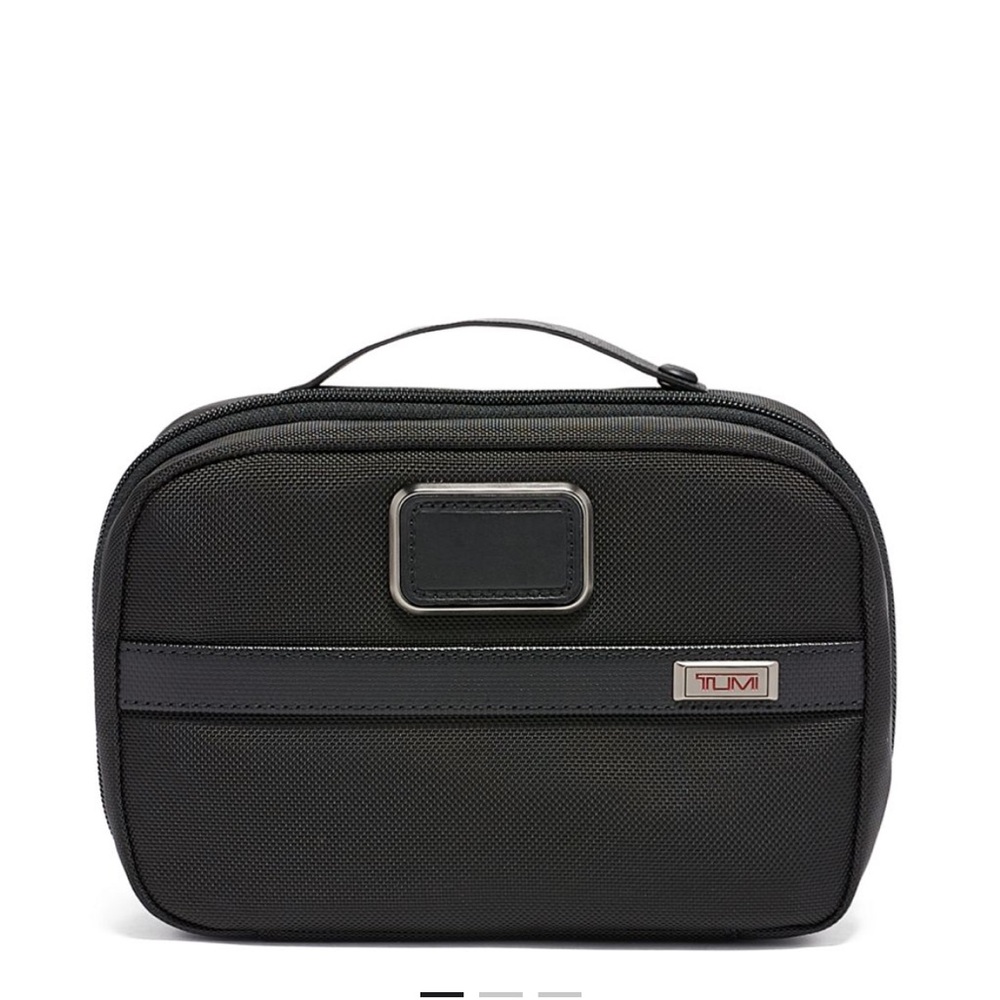 NWT Tumi split kit -Black Toiletry Bag